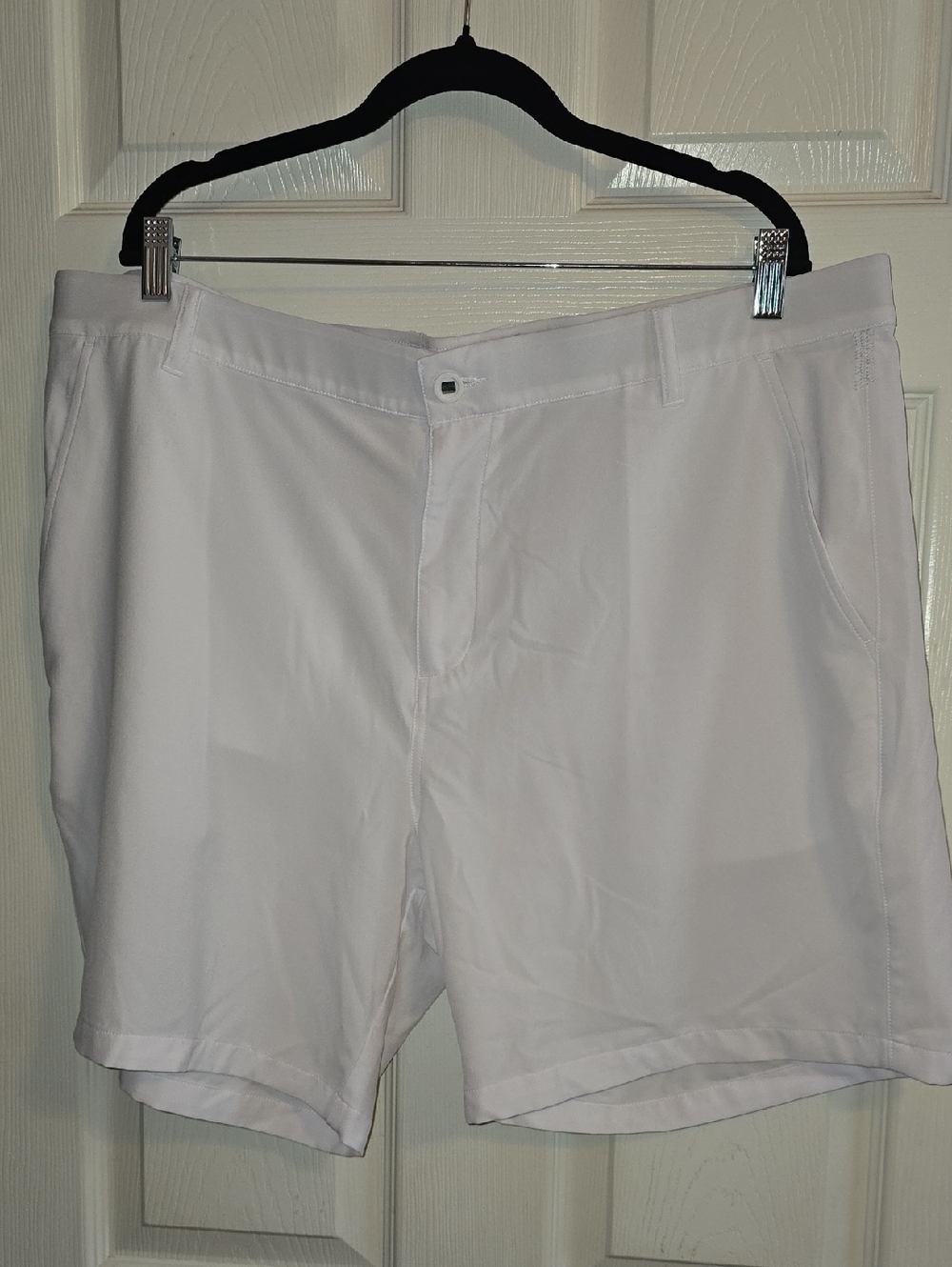Puma Men's White Flat Front Golf Shorts